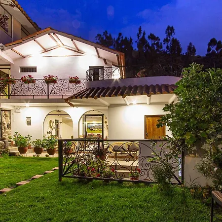 Luna House Cusco