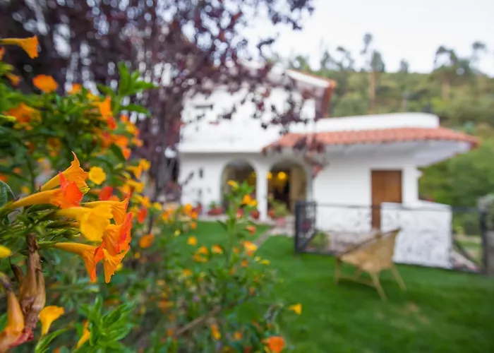 Pensión Luna House